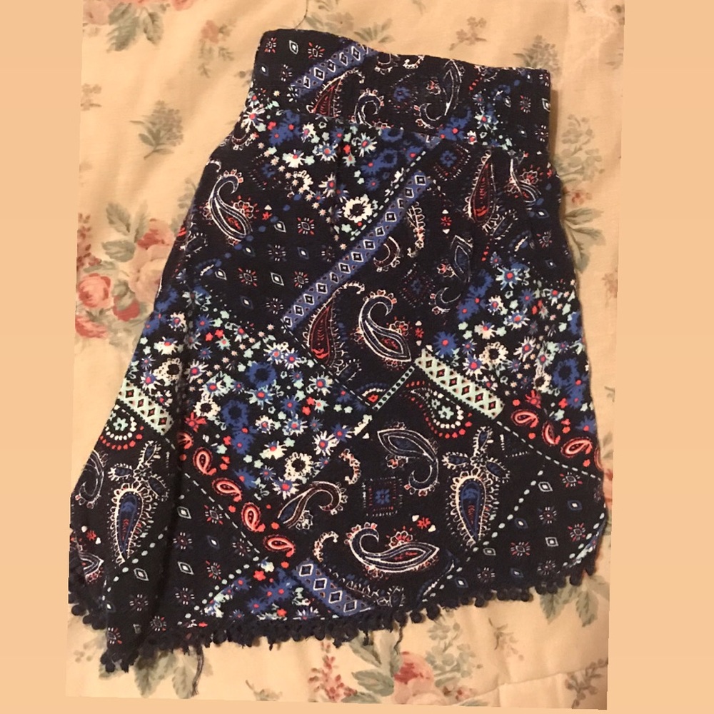 Soft Shorts with floral Print